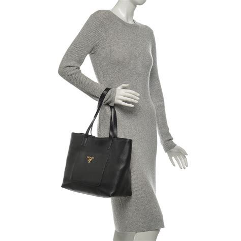 prada vitello daino tote nero black